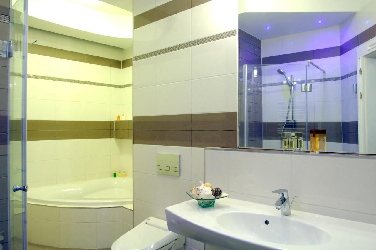 Soleil Apartman Szeged Bagian luar foto
