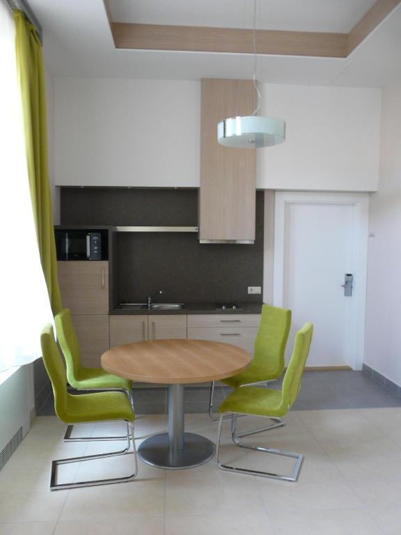 Soleil Apartman Szeged Ruang foto