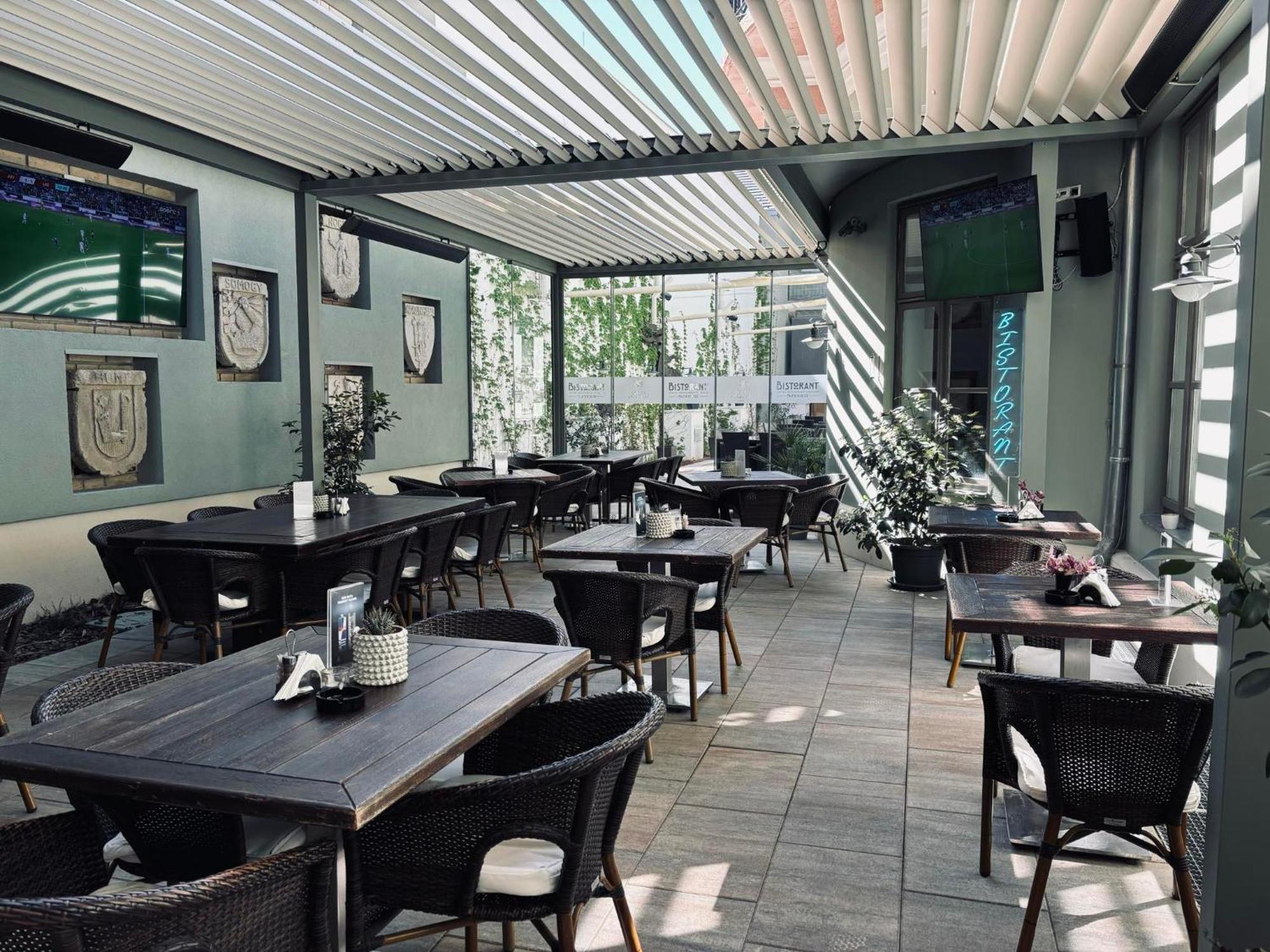 Soleil Apartman Szeged Bagian luar foto