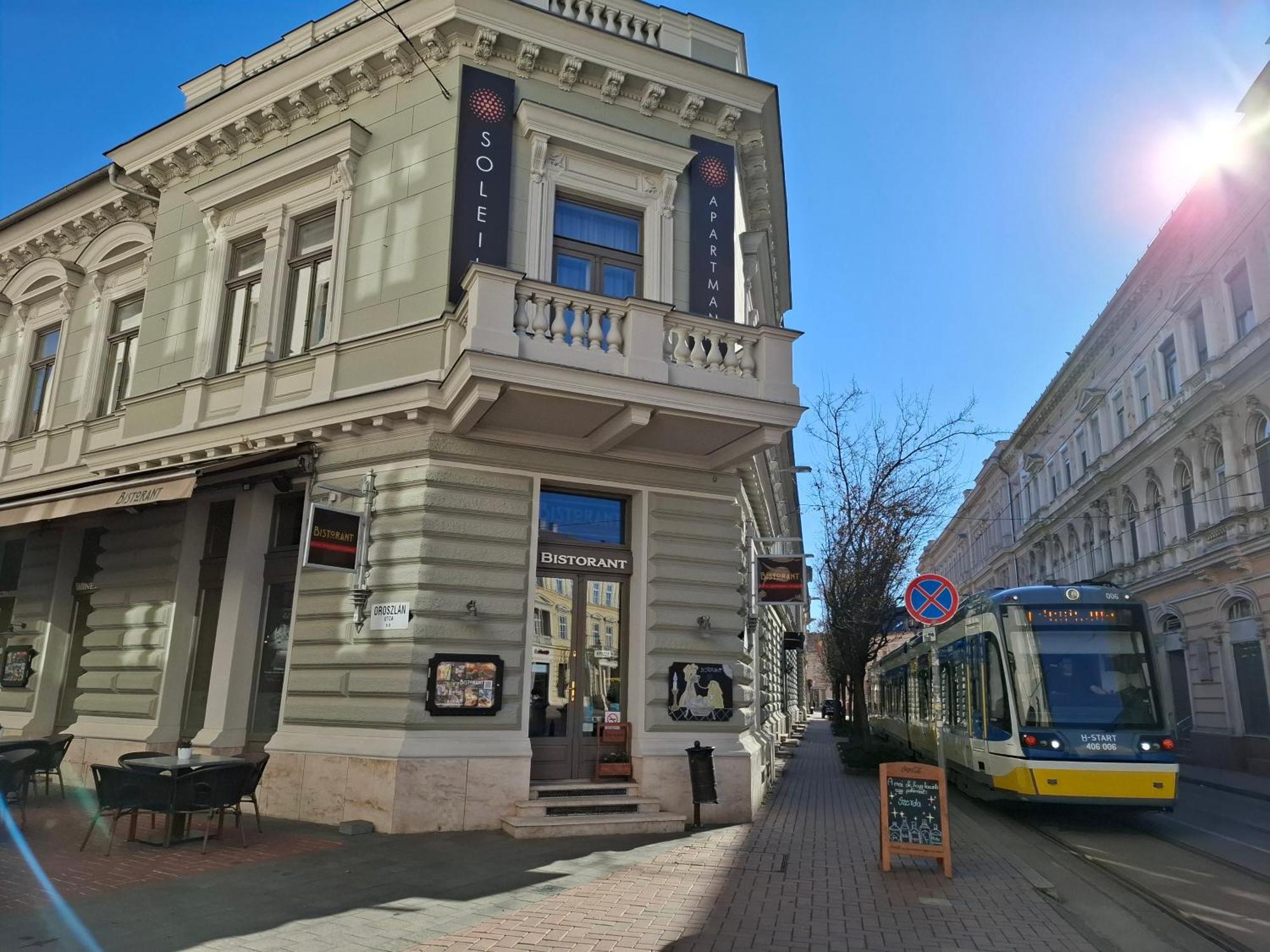 Soleil Apartman Szeged Bagian luar foto